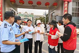 日趋成熟！吹杨本季场均送出11.1助 生涯至今每季助攻均有所增长